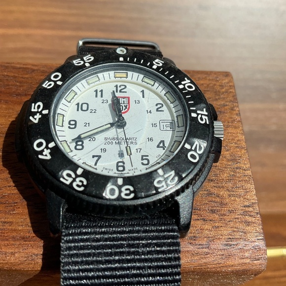 Luminox Navy Seal Watch - Picture 10 of 11